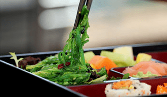 Salat va sushi